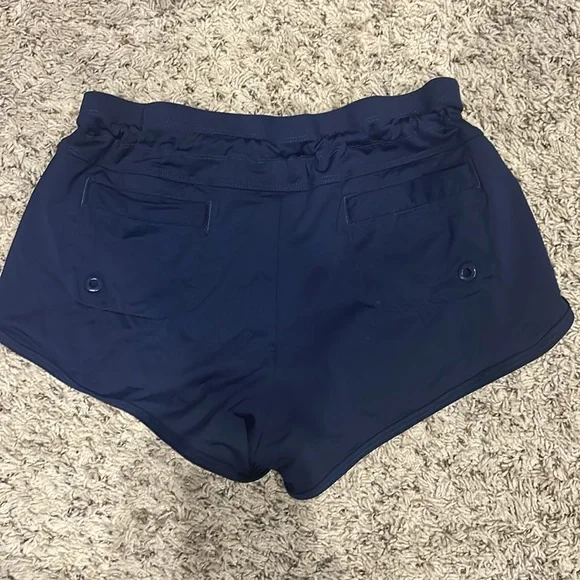 Athleta women’s swim shorts - Picture 3 of 3